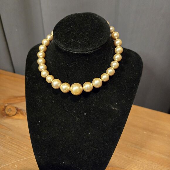Vintage 50s Champagne Faux Pearl Graduated Choker Necklace - Picture 1 of 7